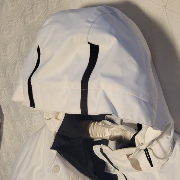 Descente Womens White Ski Jacket with removable hood - Picture 4 of 10